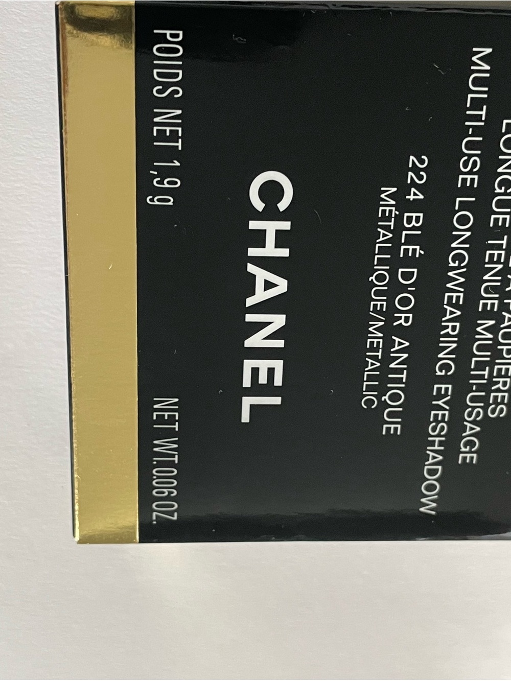 CHANEL Ombre Essentielle Longwear Eyeshadow - Black & Gold Packaging - Picture 6 of 7